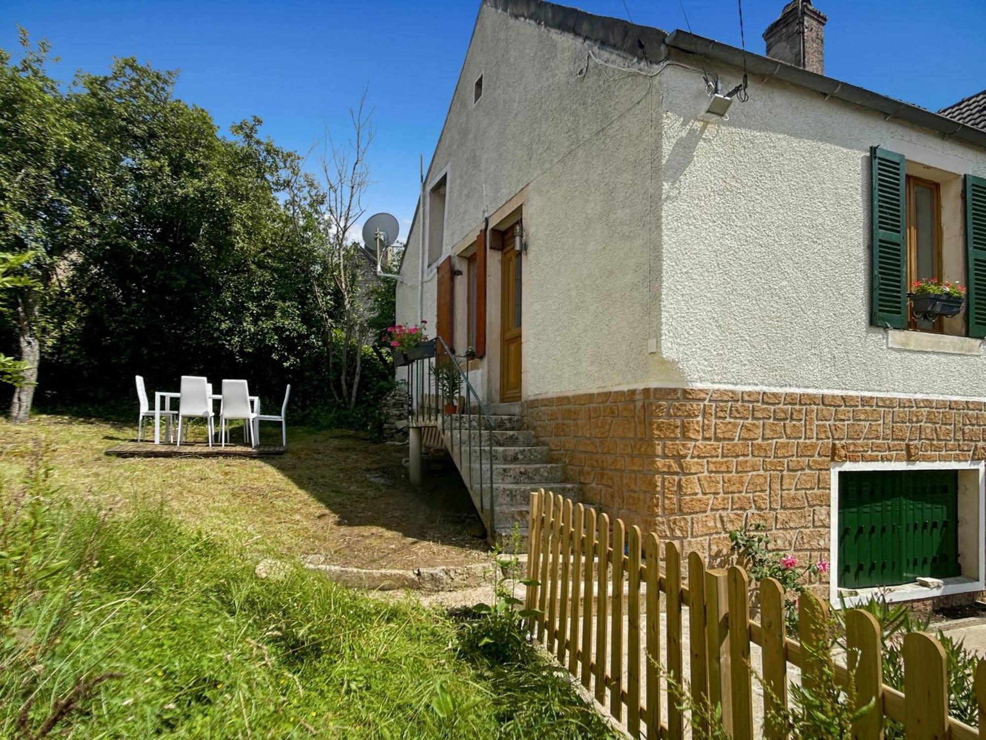 Charmante Maison Joux-la-Ville Eksteriør billede